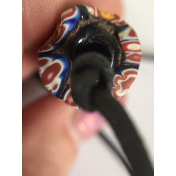 Vintage 1960's Venetian Glass Bead Necklace African Trade Bead On Leather Strand - Picture 9 of 10